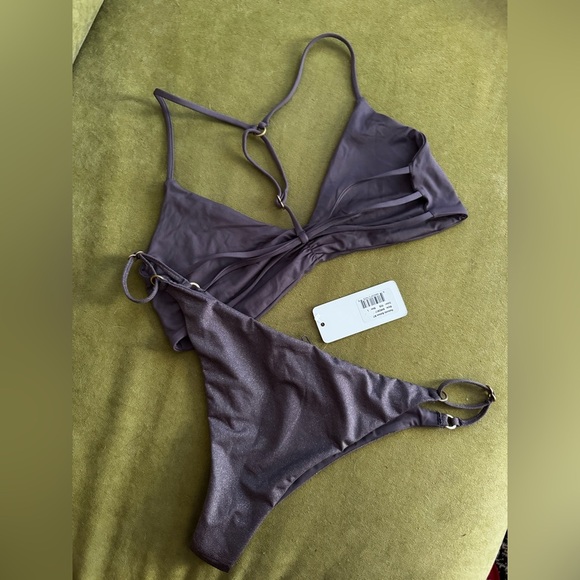 L Space Bikini Set Elle Top(M) Redondo Bitsy Bottoms(L) in Pebble 62 - Picture 9 of 14